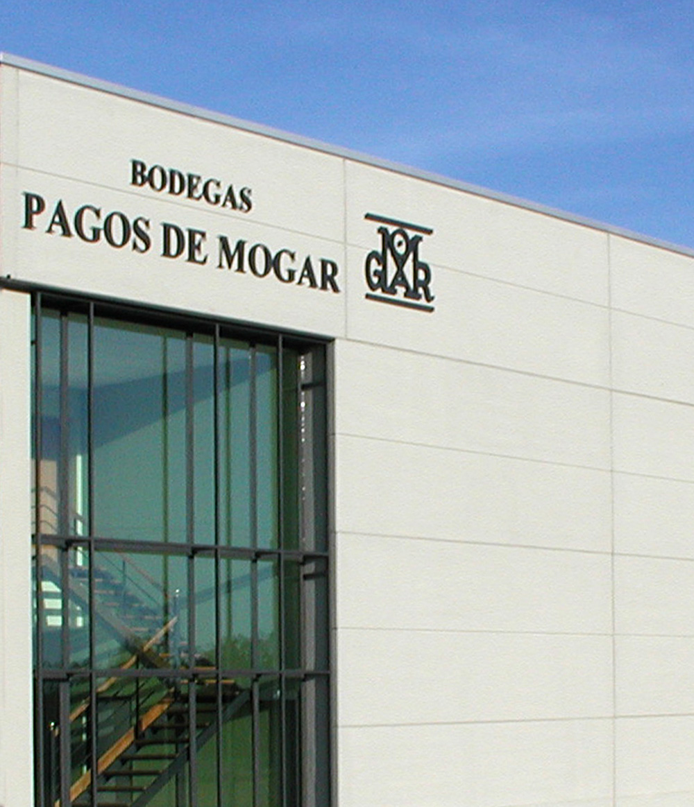 Bodegas Pagos de Mogar in Valbuena de Duero